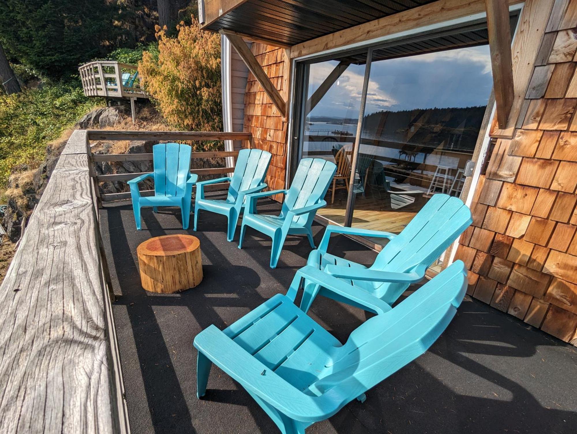 Jade Resort-Oceanfront Suites In Gowlland Harbour Heriot Bay Exteriér fotografie