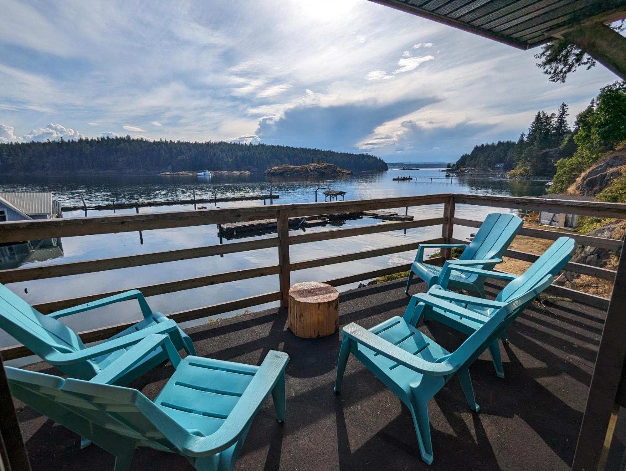 Jade Resort-Oceanfront Suites In Gowlland Harbour Heriot Bay Exteriér fotografie