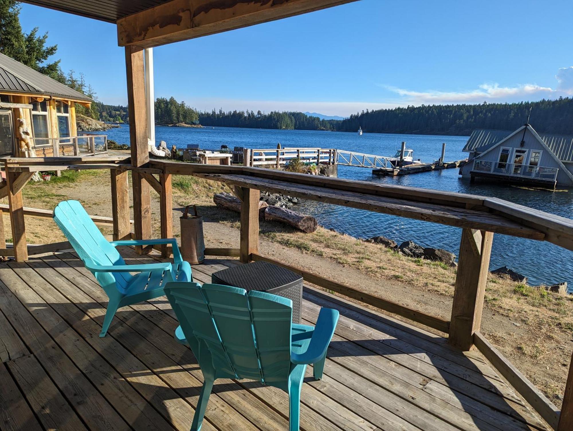 Jade Resort-Oceanfront Suites In Gowlland Harbour Heriot Bay Exteriér fotografie