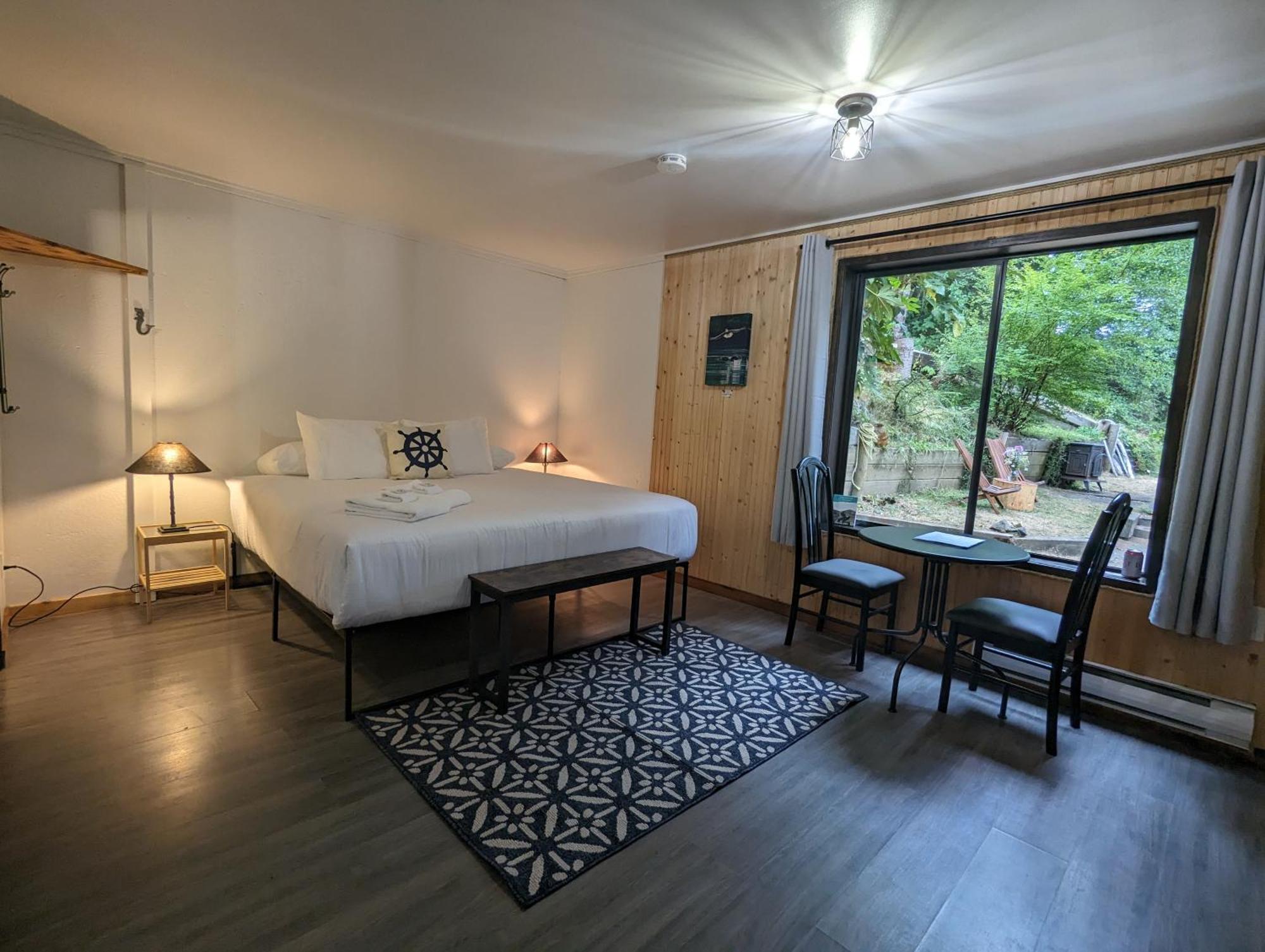 Jade Resort-Oceanfront Suites In Gowlland Harbour Heriot Bay Pokoj fotografie